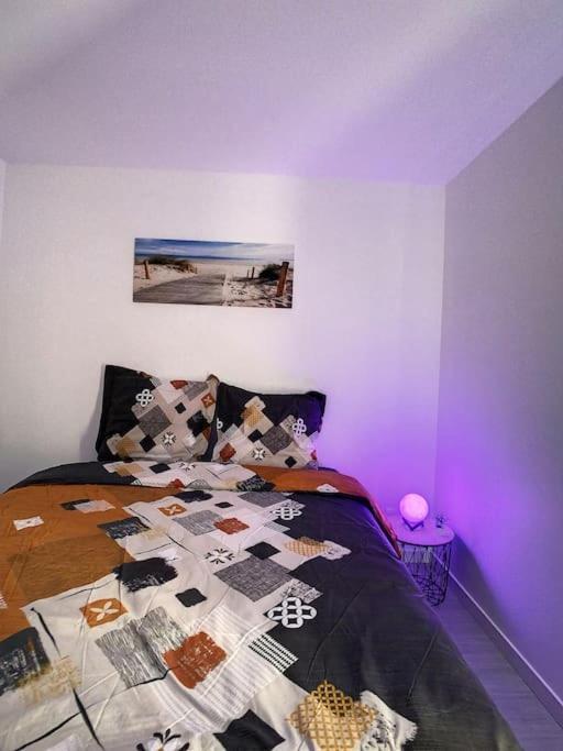 Cosy T2 Wifi Parking Proche Gare Centre Ville Saint-Quentin  Exterior foto